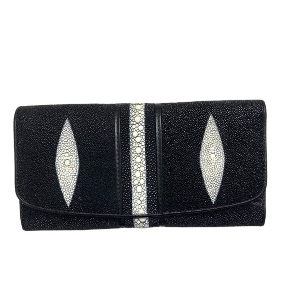 Findig genuine stingray leather wallet new without tags